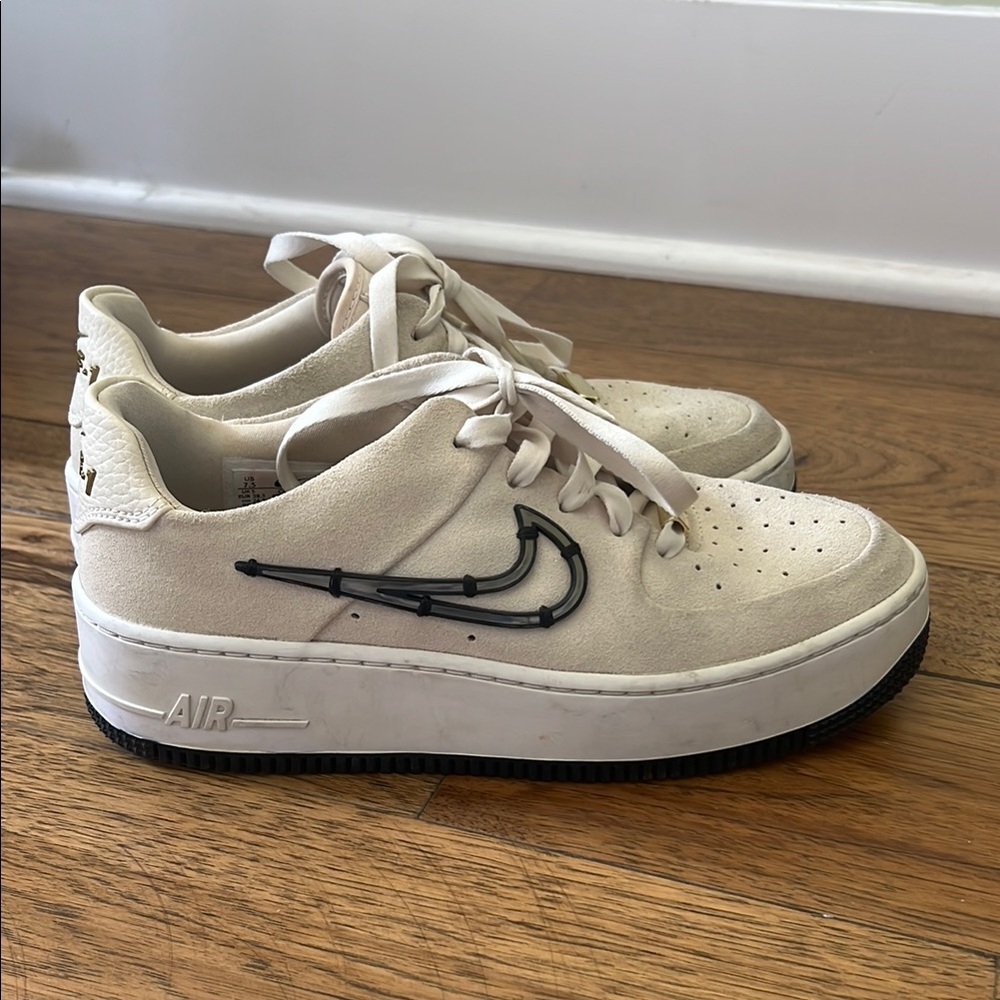 Nike Air Force 1 Sage Low LX with Double-Layered Swoosh